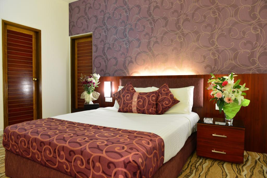 Hotel Amazon Lilly Residencia Dhaka Habitación foto
